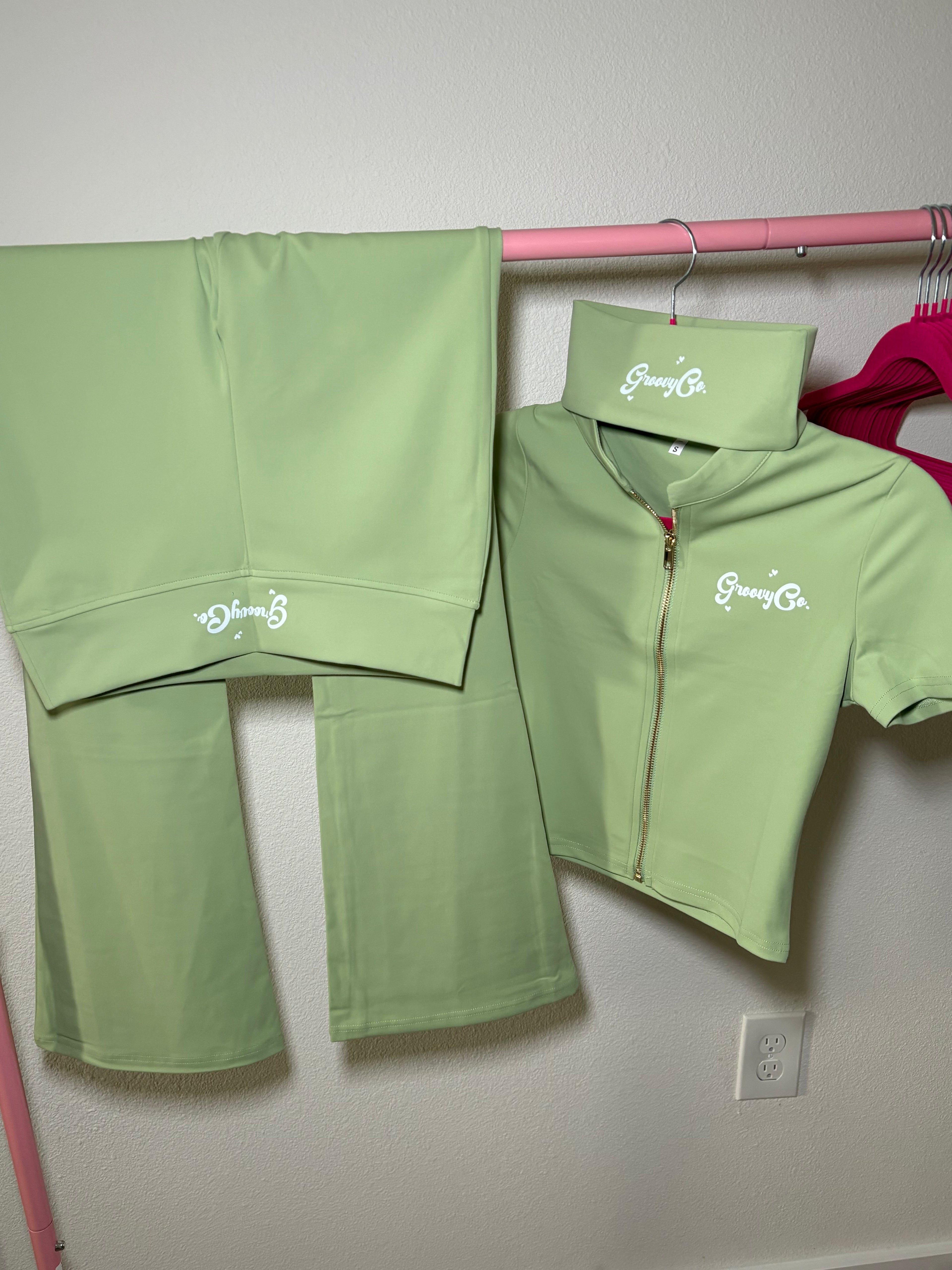 GroovyCo. 2 Piece Set (Green)